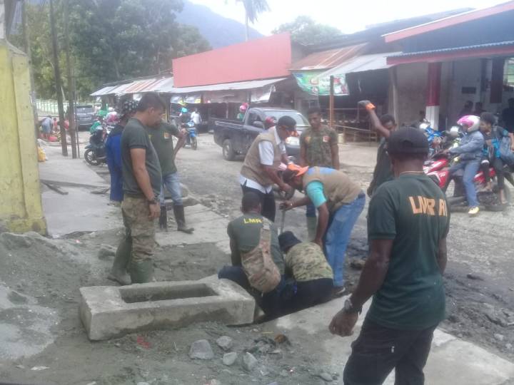 b00f8331-9897-4591-8a2b-98128408ca05