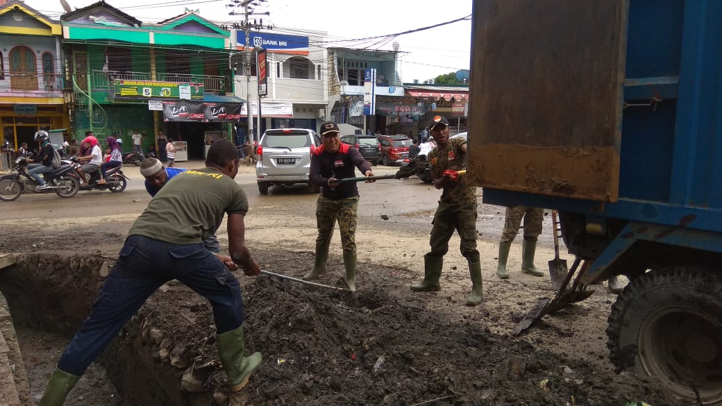 d2f657fa-b793-4067-a596-112dafb458d4