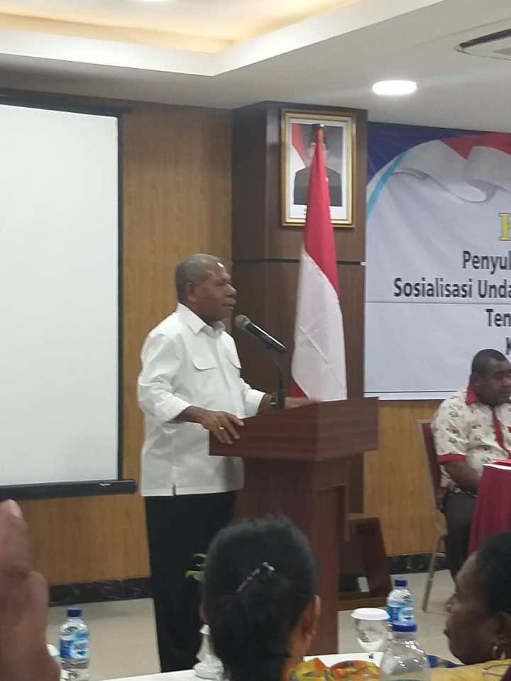 f2d549ee-97e9-4daa-82f1-35248f4abfca