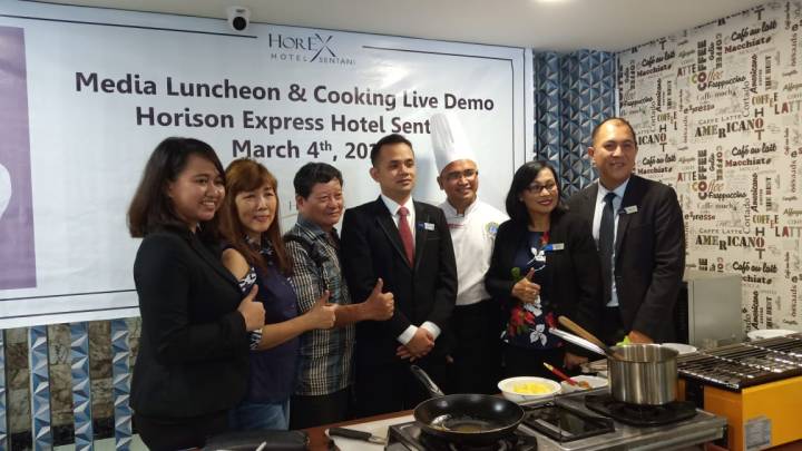 fd687ef5-2d75-4fdd-a53e-0188d9e7d29f